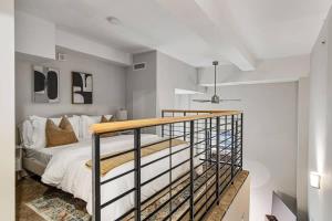 CBD OTR Pool Gym Free Parking Steps to Stadiums