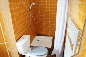 Appartements LE WOODY 700m Gare Wifi : photos des chambres