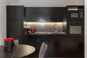 New Elegance Suites Guesthouse img89