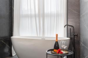 New Elegance Suites Guesthouse img53