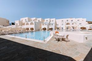 HOTIDAY Room Collection - Naxos