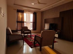 Lavish 3BHK at 6 Floor Only for Family