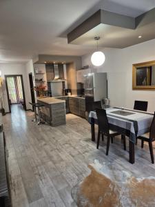 Апартамент Мегилукс