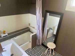 Maisons de vacances La Maison de Marie a 5 minutes a pied de la Plage avec Parking privee et gratuit : photos des chambres