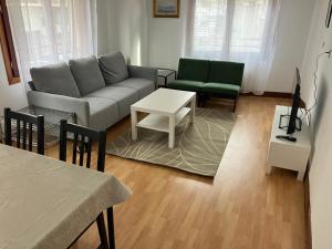 VT , Acogedora en barrio tranquilo con garaje