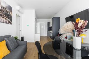 Silver Azzo Gardino n 9 interno 4-3