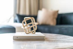 GuestReady - Modern living in JVC