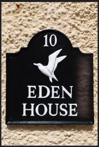 Eden House - Beach Apartments & Suites