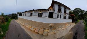 Hospedaria Flor do Trovão