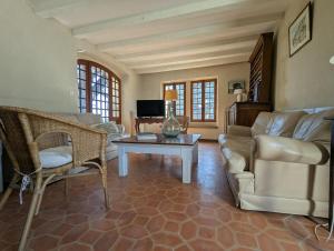 Villas Large Provencal Bastide - With Private Pool : photos des chambres