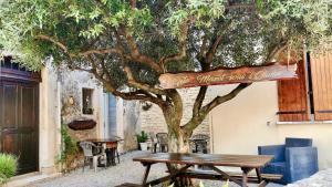 Maisons de vacances Les Gites sous l' Olivier en Camargue : photos des chambres