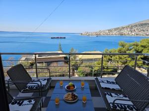 One-Bedroom Apartment with Sea View room in Catharina Apartments