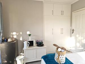 MaeStorm Gardens Relax:Reload:Refresh Private room in nature lodge