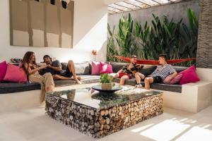 Seminyak villa 3 chambres service 5