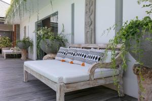 Amazing 4 BR villa with garden, pool in Seminyak