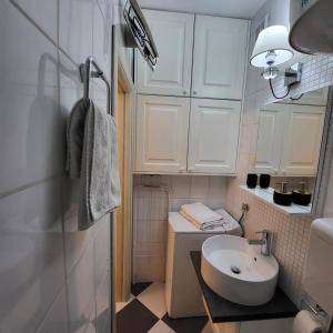 Sunrise Deluxe Apartment
