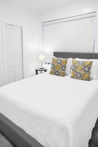 Miami Designer Apartment Unit 4