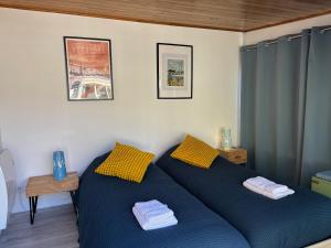 Maisons de vacances Le Troglogite Mignon - Maison et Jardin : photos des chambres