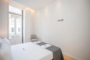 Liiiving in Porto-Mouzinho Residence Apartments