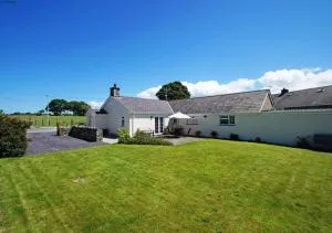 Hen Stabl Llanrug - Cwm-y-glo