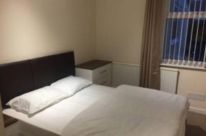 Lovely Big Room in Leicester