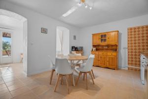Maisons de vacances Les Borrels : photos des chambres