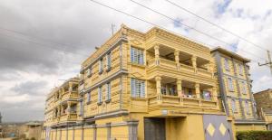 Emerald 2 BR By skyline villa