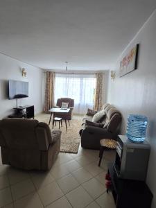 Opal 2 BR by Skyline Villa