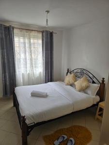Opal 2 BR by Skyline Villa