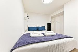 Duplex agréable et comfortable dans le 9ème