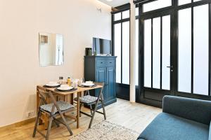 Duplex agréable et comfortable dans le 9ème