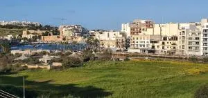 Luxury Seaview Apartment 2nd Floor - Tas-Sinja