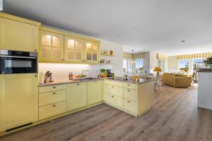 Hafenglueck- Sauna, Steg, 2 Baeder, Kamin, Terrasse