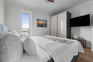 Admiralsblick- 2 OG, Sauna, grosse Dusche, Balkon, Blick auf das Hafenbecken