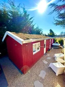 New Charming Scandinavian eco house with garden and jacuzzi - 布罗门代尔