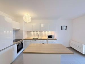 T3 LEden- piscine- clim- commerces