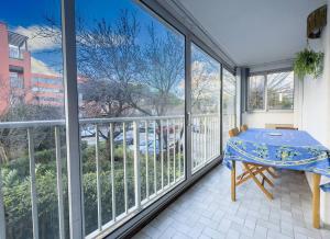 T3 spacieux - climatisé - commerces - plages