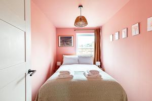 Bright 2-Bed Home Near Putney Riverside