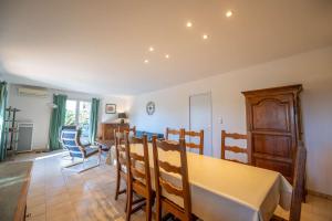 Maison pour 6 personnes , climatisée à 500 m de la plage de Saint Clair