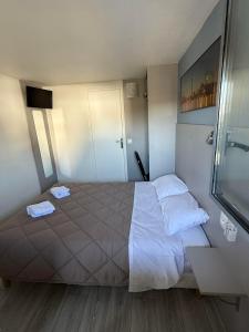 Hotels Fasthotel Roissy - Saint-Witz : photos des chambres