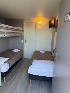 Hotels Fasthotel Roissy - Saint-Witz : photos des chambres