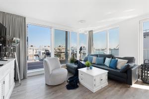 Harbour View Marina: Dachterrasse, Meerblick, Sauna, Bootsanleger