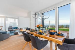 Herzmuschel erste Reihe, Dachterrasse, Schleiblick, Garten, Carport, Gaskamin, Sauna, Terrasse, Strandkorb, Aussenrolllaeden