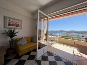 Le Marbello- Vue mer- Plages- Commerces