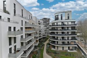 Appartements Spacieux 3 chambres avec balcon : photos des chambres
