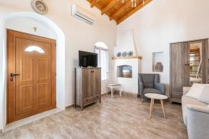 Alicias Traditional Home In Paradisi