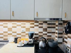 Johnnys cozy apartment in Kallithea