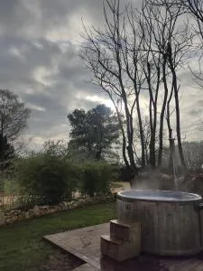 La Manova Nature&Détente SPA Sauna Bain Nordique Jacuzzi - Les Aix-dʼAngillon
