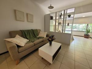 Monoambiente Zona Catedral by Lofter