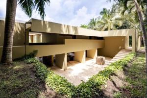 Sparkling 3BR Villa with Pool at Mesa de Yeguas